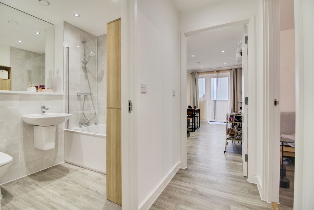 Additional image 12 of 2 bed flat for saleHilltop Way, Hatfield AL10