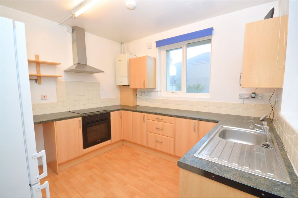 Property photo 2 of 16 Picture No. 10