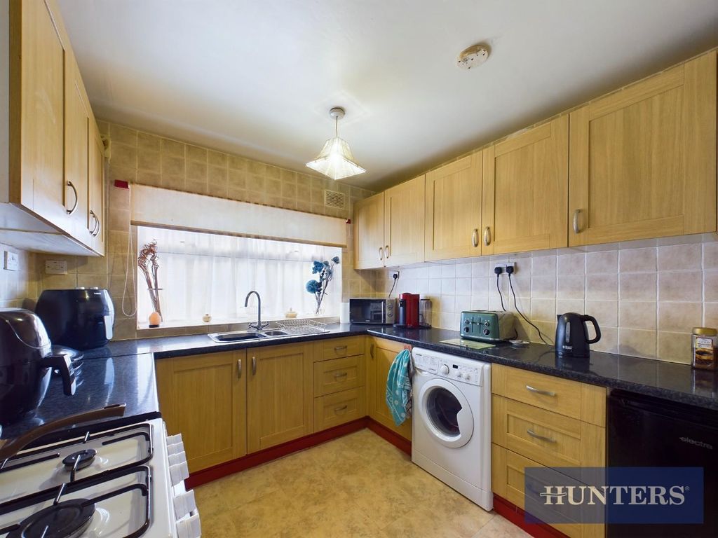 Property photo 3 of 11 Cam03696G0-Pr0307-Still004.Jpg