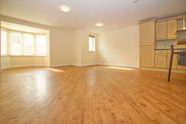 Property photo 3 of 11 Living Area