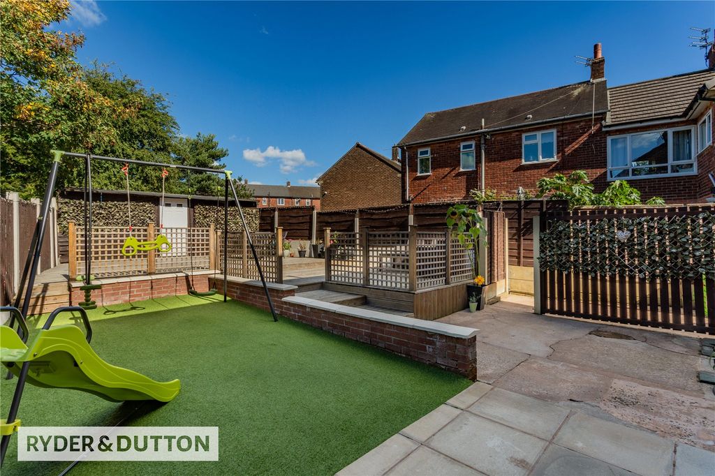Property photo 2 of 37 Picture No. 25