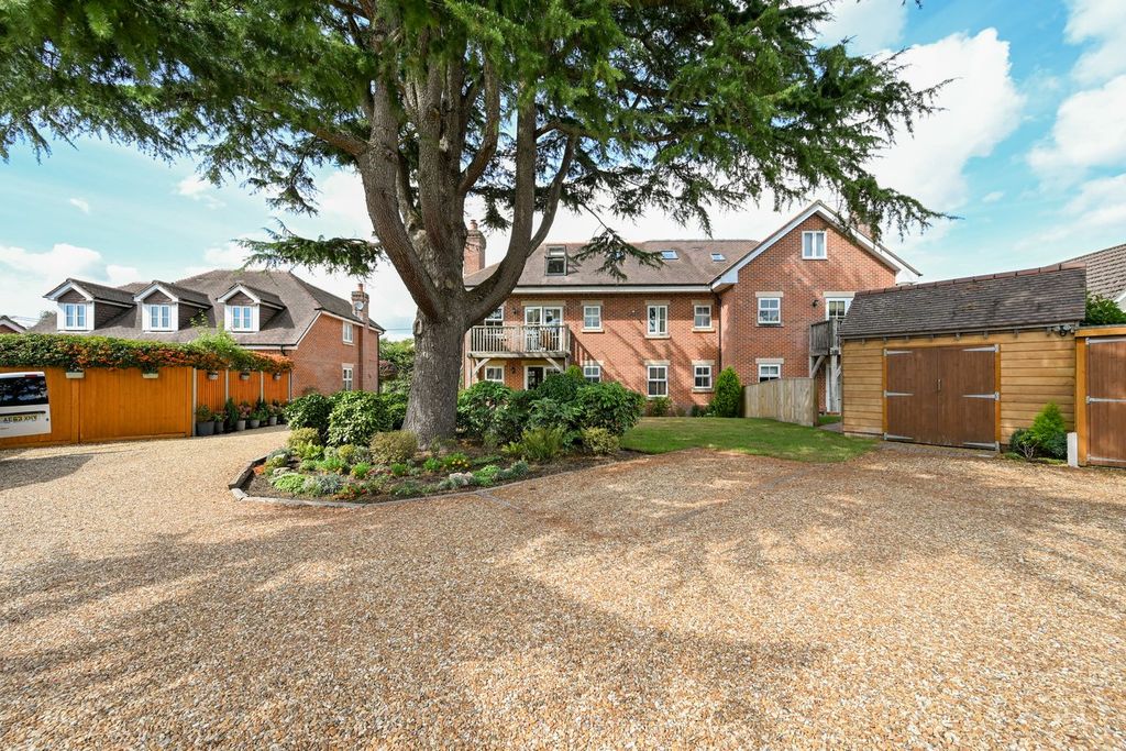 Additional image 9 of 2 bed flat for saleOld Forge Close, Ringwood BH24