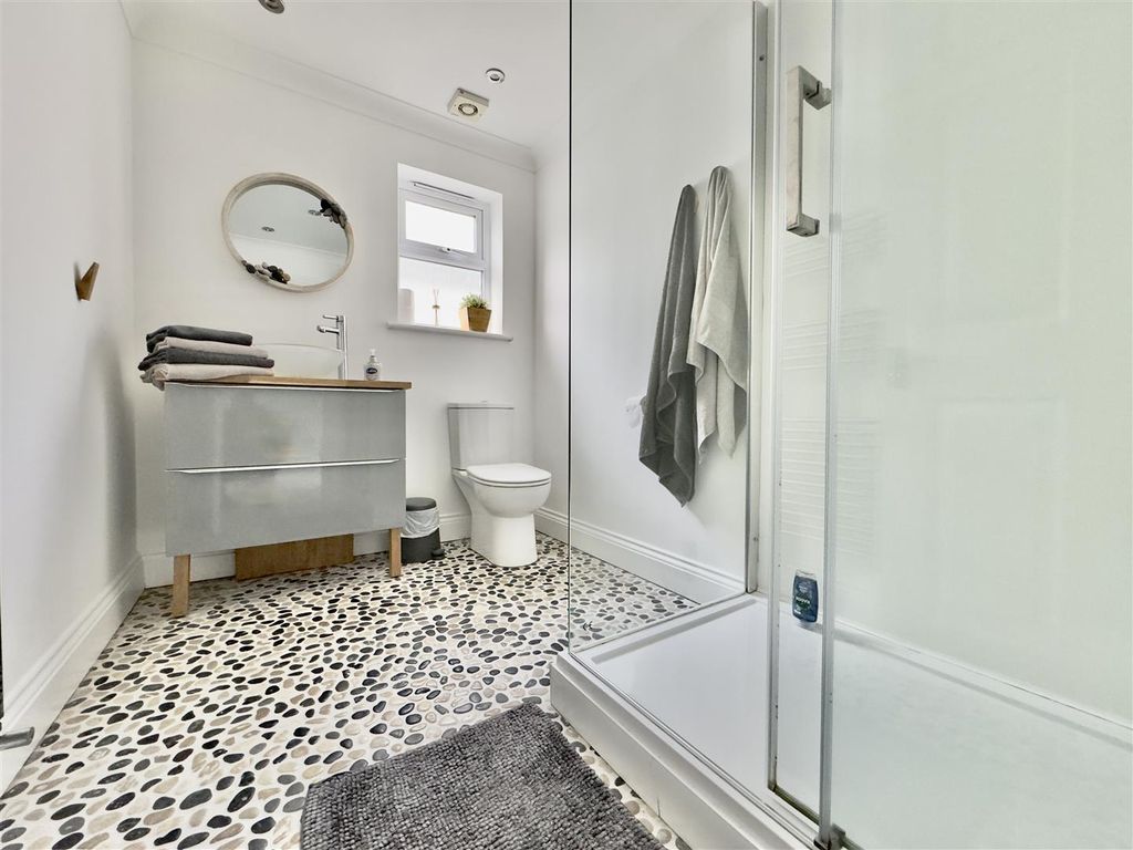 Additional image 16 of 5 bed detached house for saleTregundy Lane, Perranporth TR6