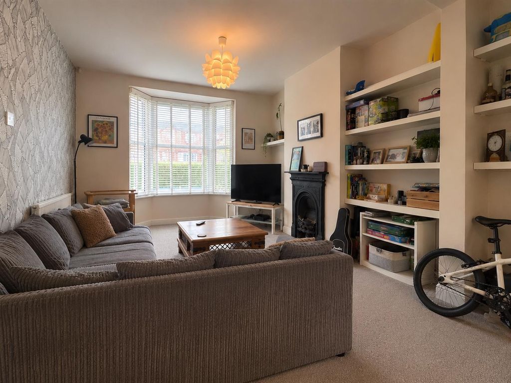 Property photo 1 of 14 6Ca75B95-D537-4BA1-8Bcd-741E49C66247.Jpeg