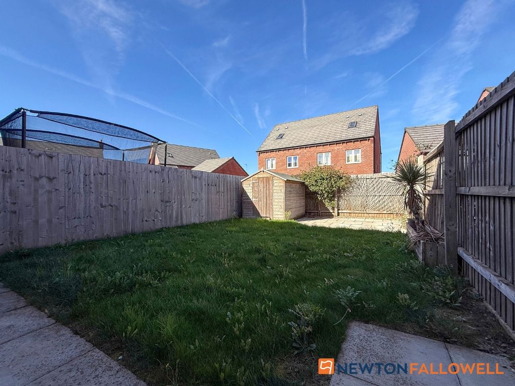 Property photo 3 of 21 Rear Garden