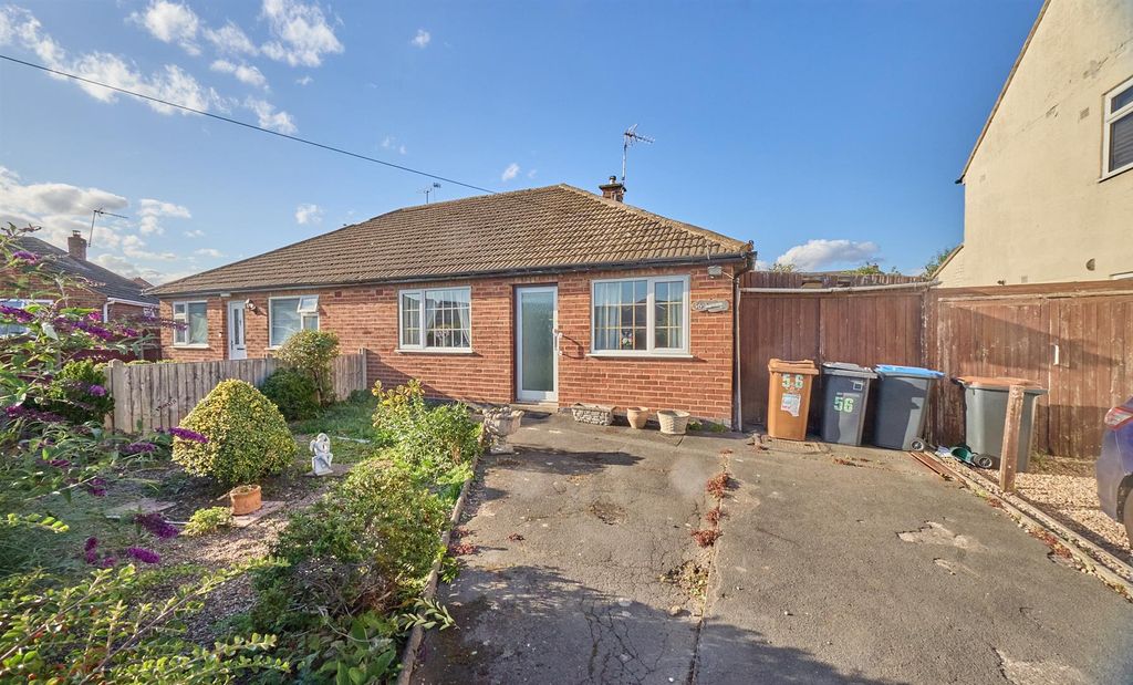 Property photo 1 of 8 St Martins Drive  7.Jpg