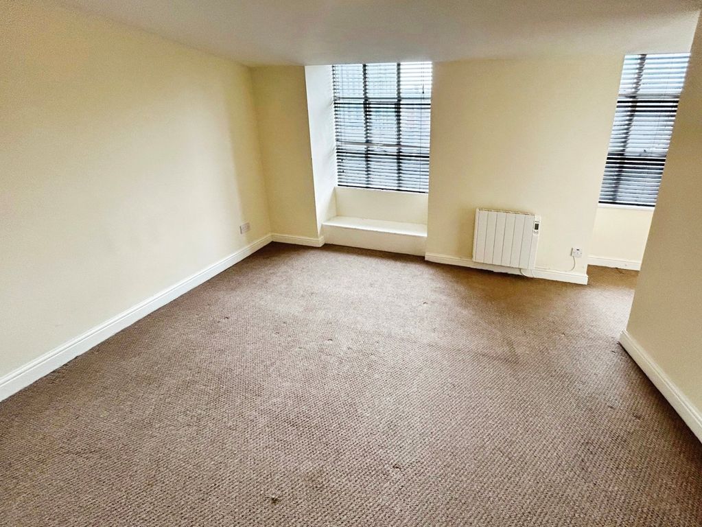 Property photo 3 of 6 Picture No. 01