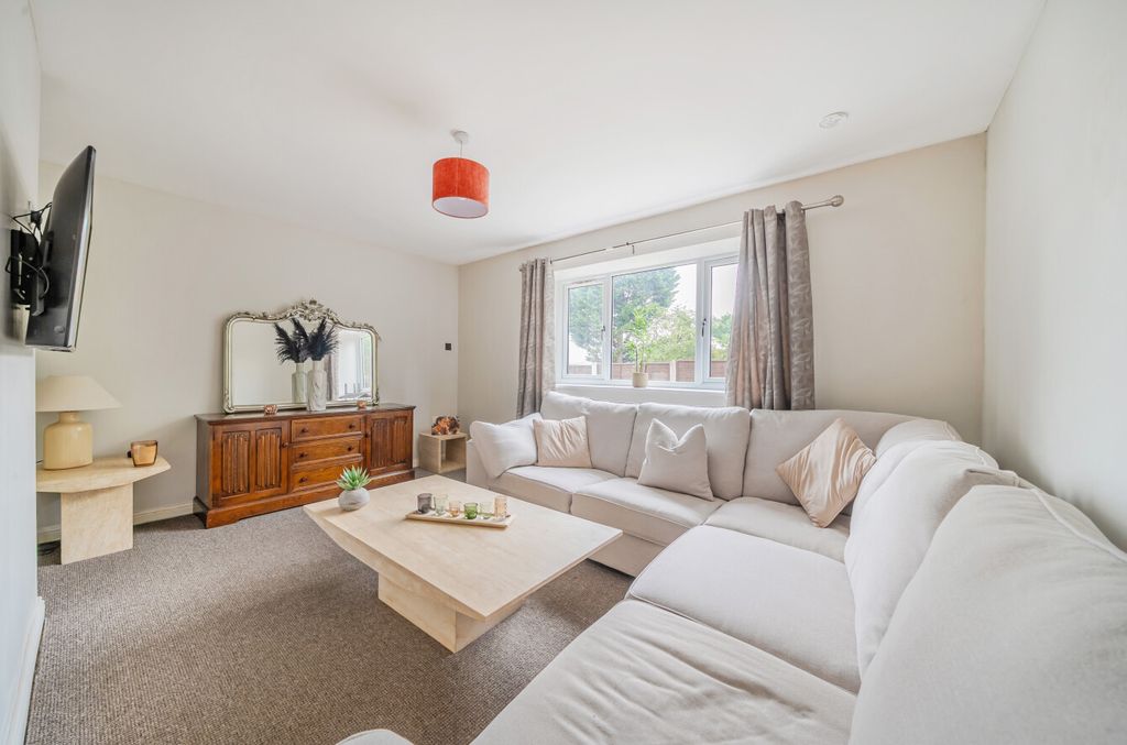 Property photo 3 of 24 1508077-18-1A00F3...