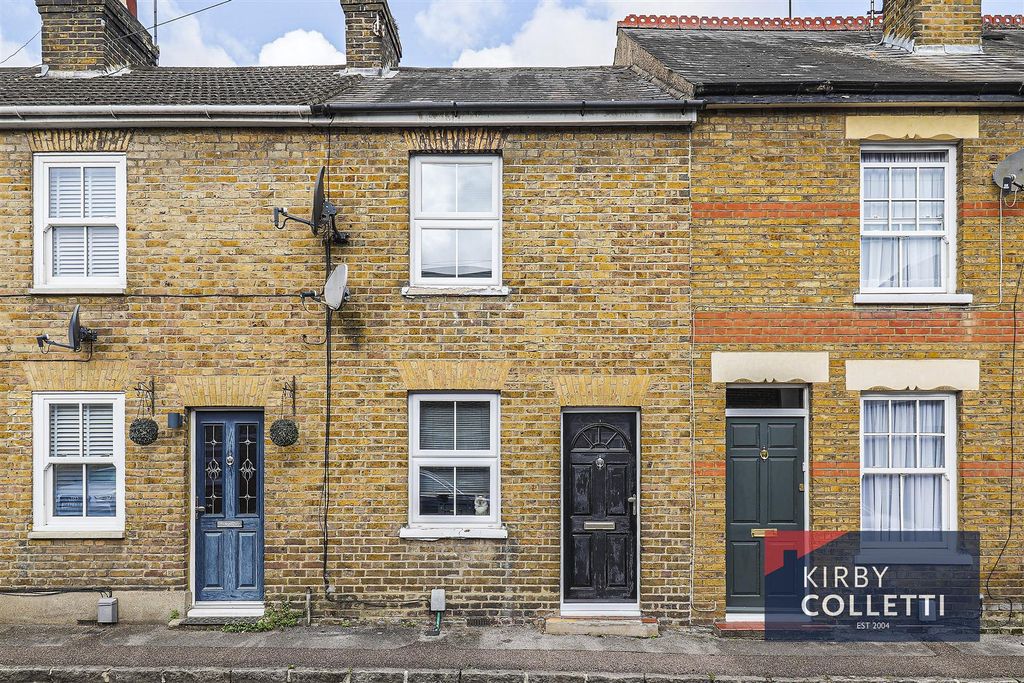 Property photo 1 of 10