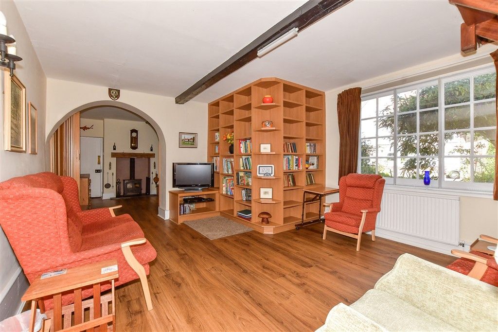 Property photo 3 of 4 Living Room