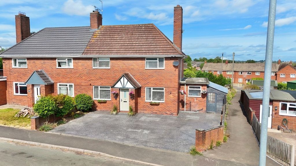 Property photo 1 of 31