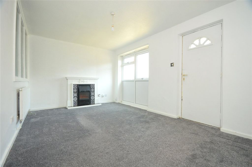 Property photo 3 of 11 Picture 3