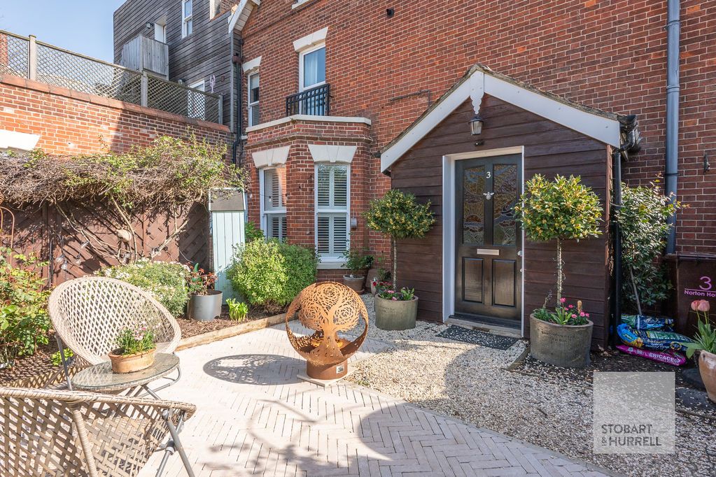 Property photo 2 of 18 Welcome