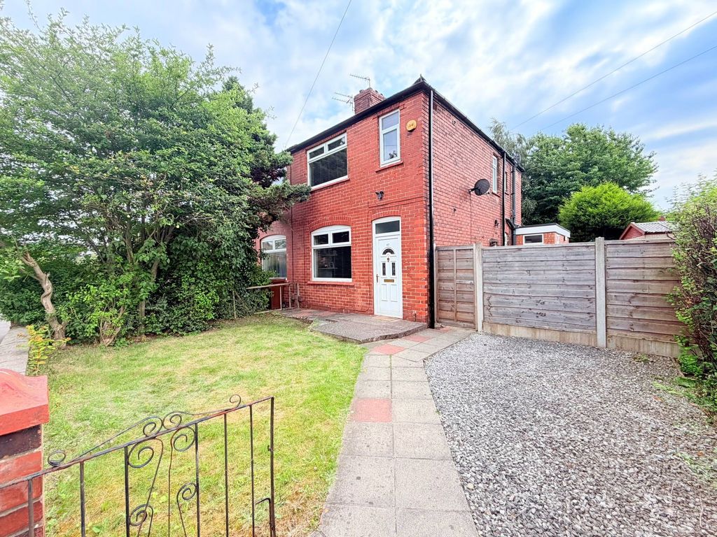 Property photo 1 of 16