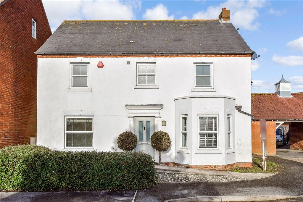 Property photo 3 of 11 External Web 1