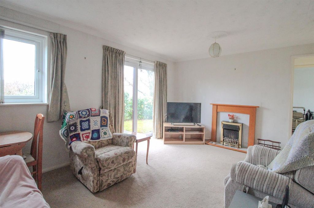 Property photo 2 of 15 Img_8120.Jpg