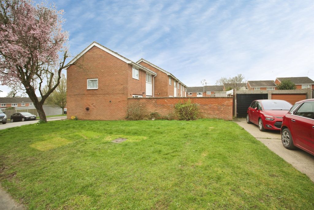 Property photo 2 of 16