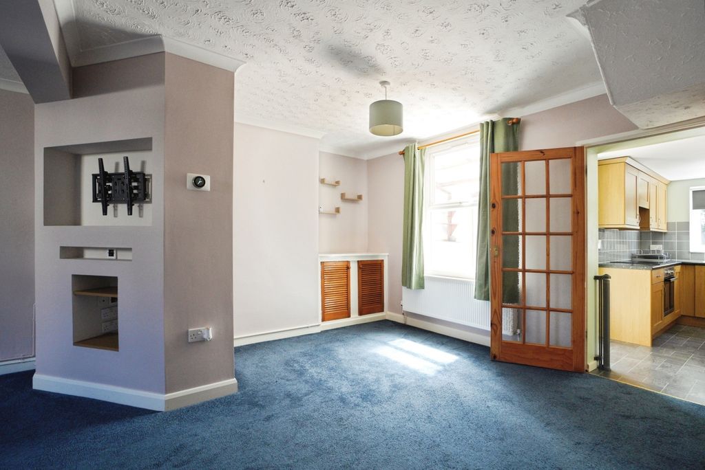 Property photo 3 of 11 Reception Room