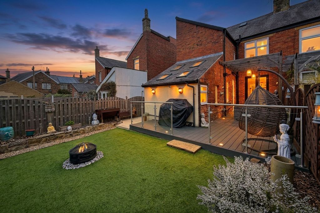 Property photo 1 of 30