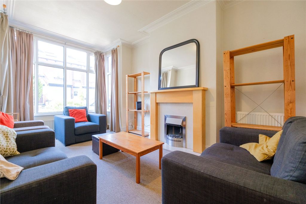 Property photo 3 of 18 Picture No. 24