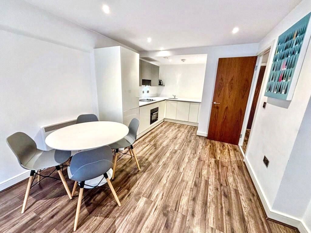 Property photo 3 of 7