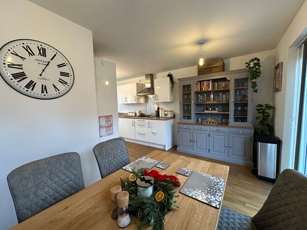 Property photo 2 of 22 Kitchen Diner