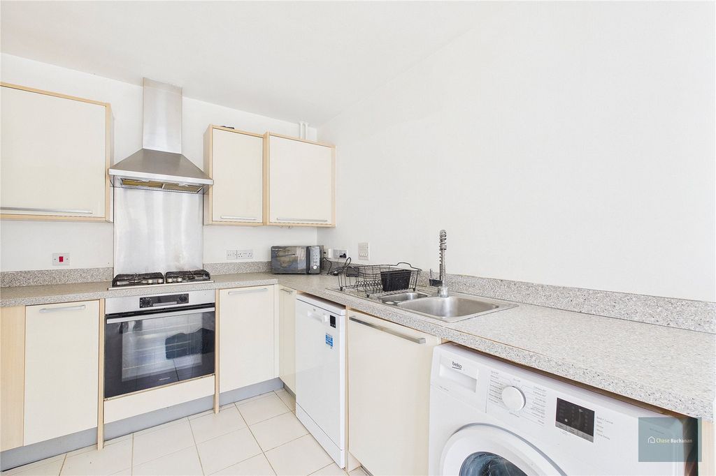 Property photo 3 of 13 Picture No. 24
