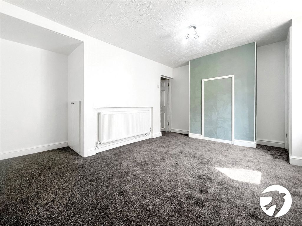 Property photo 3 of 14 Picture No. 28