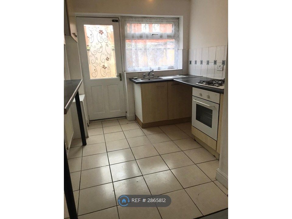 Property photo 3 of 4