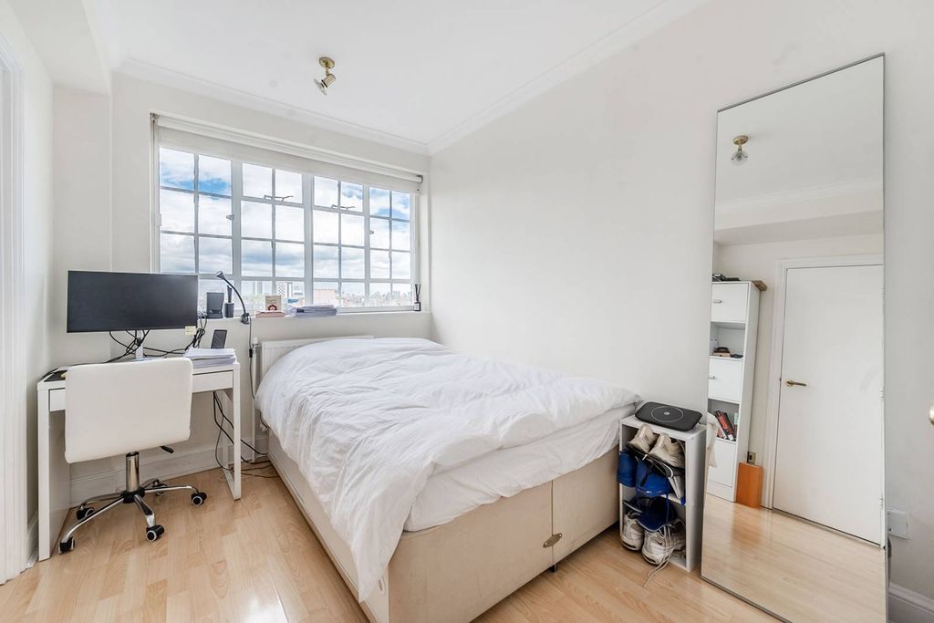 Property photo 2 of 4