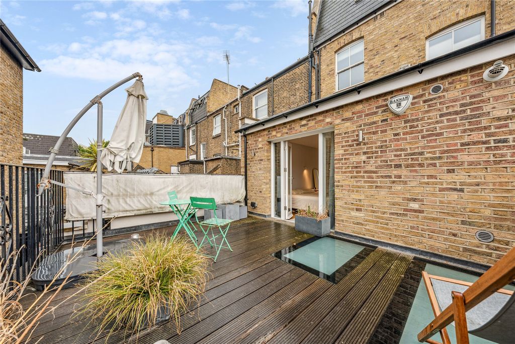 Property photo 2 of 12 Picture No. 04