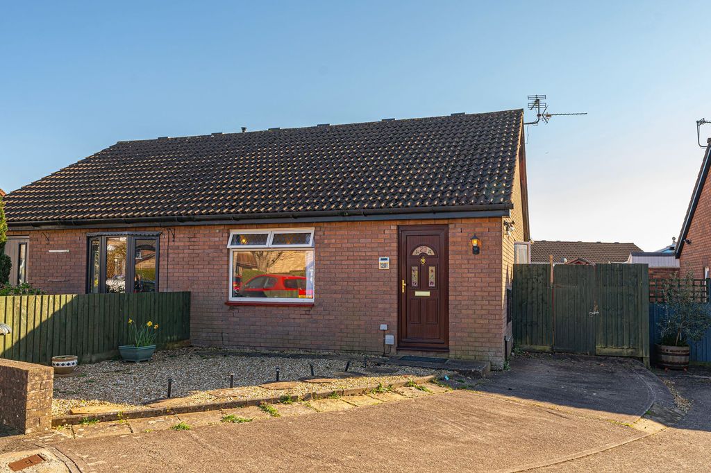 Property photo 1 of 24