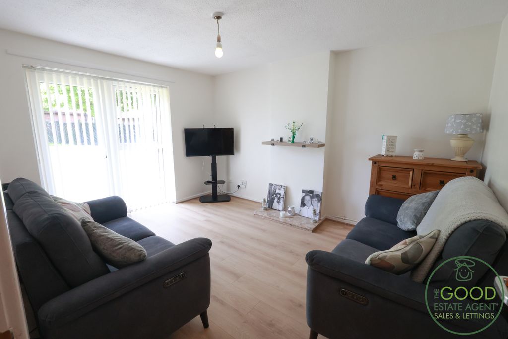 Property photo 2 of 13