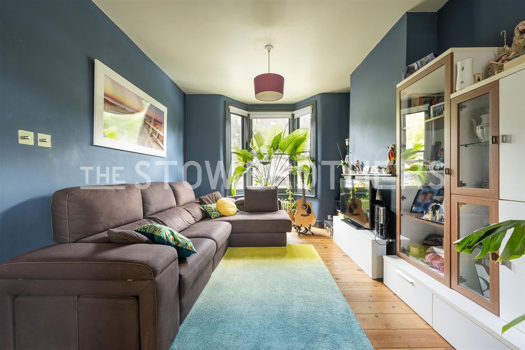Property photo 3 of 36