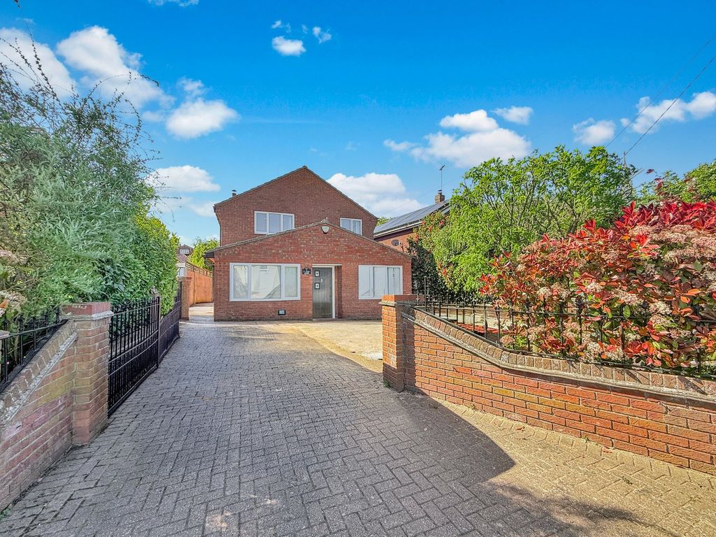 Property photo 1 of 21
