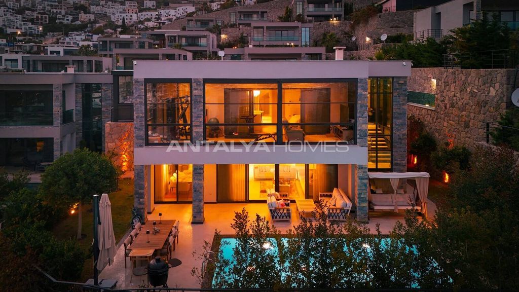 Property photo 1 of 50