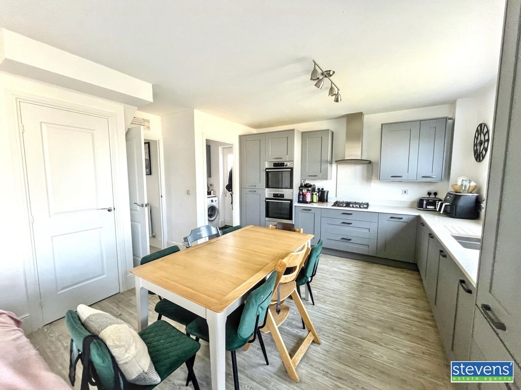Property photo 2 of 15 Img_2166