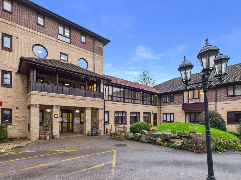 Property photo 1 of 9 External