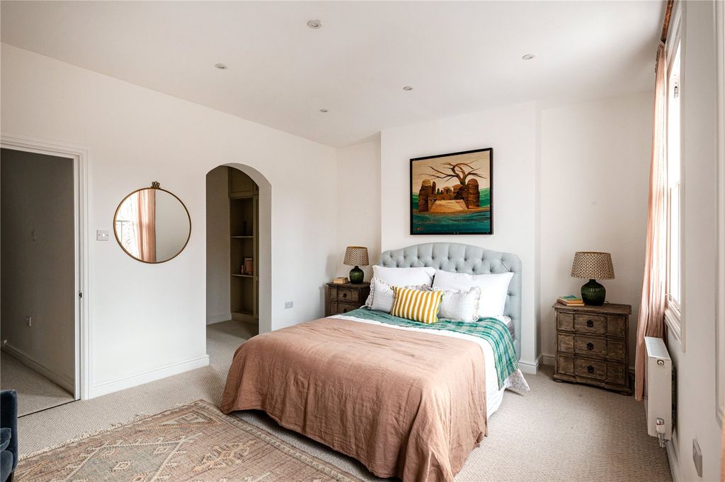 Property photo 3 of 26 Principal Bedroom 2