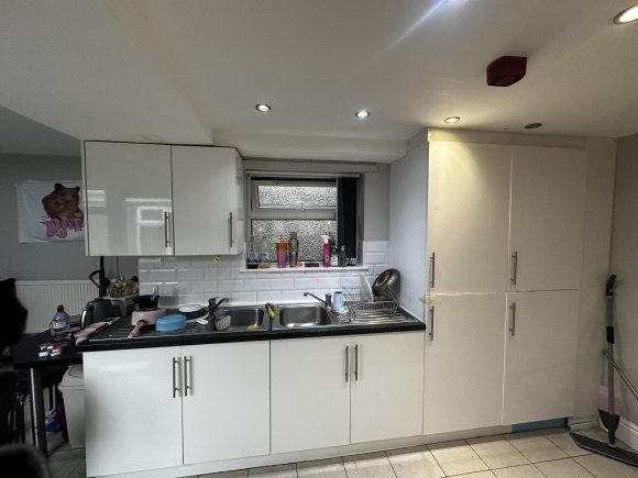 Property photo 1 of 12 9325328.Jpg