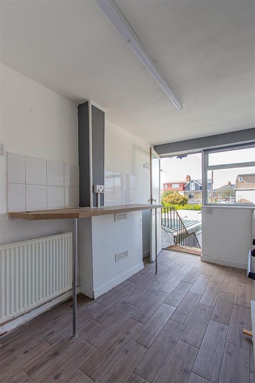 Property photo 3 of 12 St Isan Road 54-3.Jpg