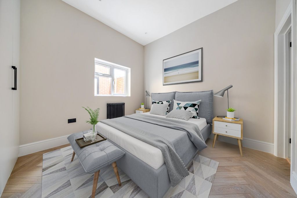 Property photo 3 of 17 Picture No. 33