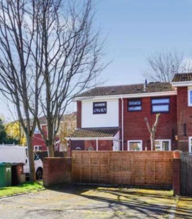 Property photo 1 of 7