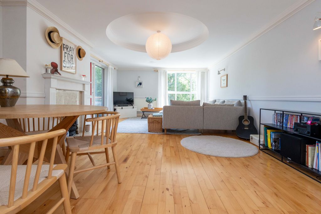 Property photo 3 of 18 20250611-_6M_0357