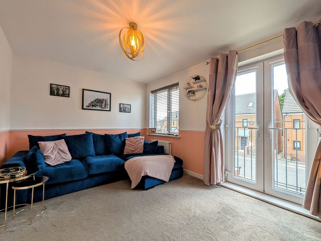 Property photo 2 of 24