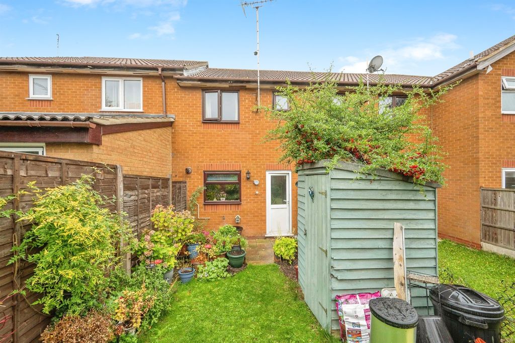 Property photo 2 of 17