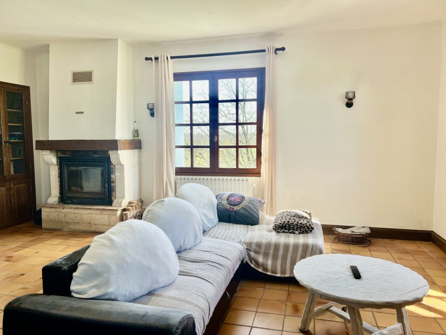 Property photo 3 of 14