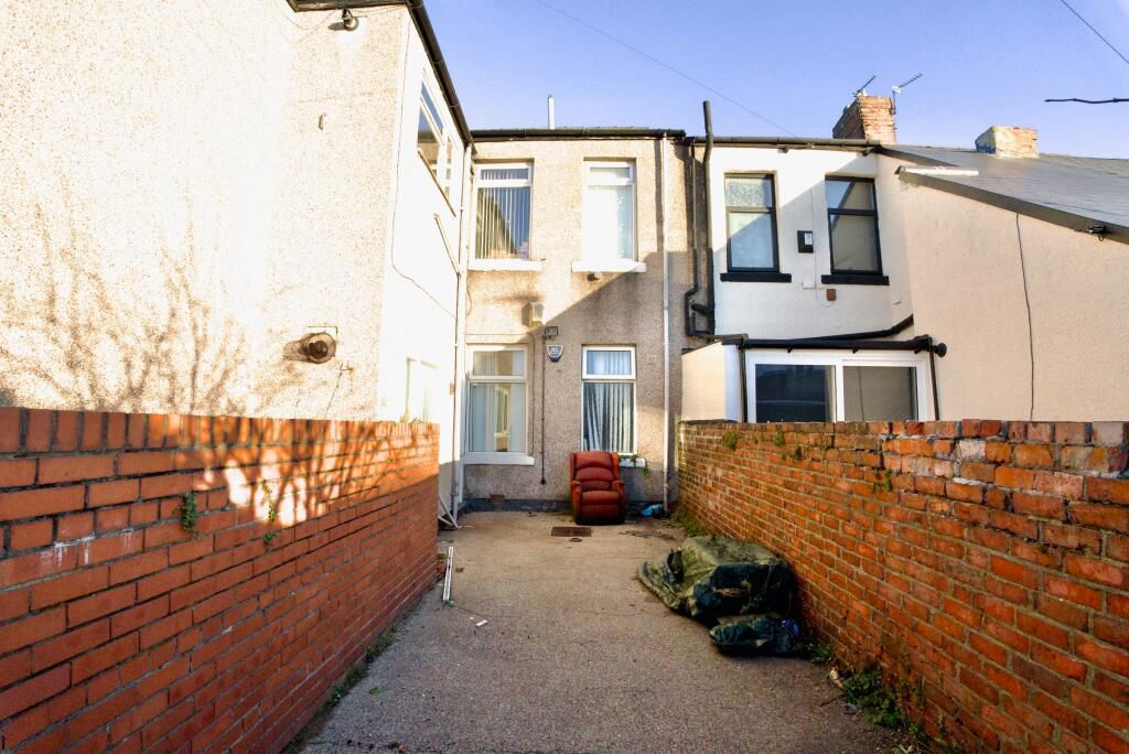 Property photo 2 of 12