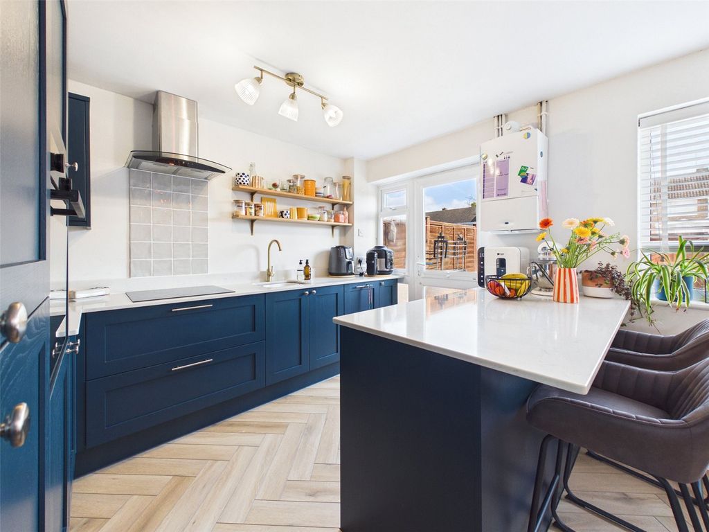 Property photo 3 of 15 Picture No. 04