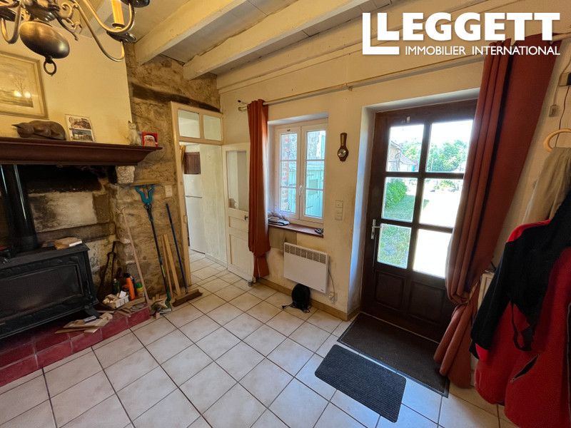 Property photo 3 of 10